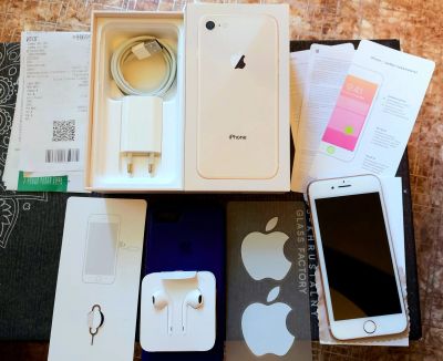 Лот: 16382237. Фото: 1. Iphone 8 pink gold 64gb в идеальном... Смартфоны