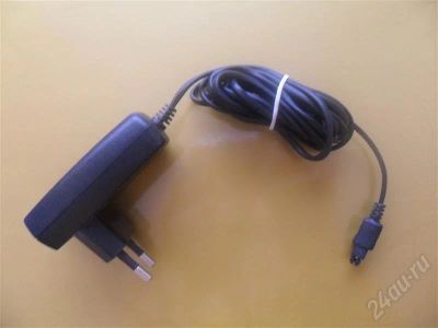 Лот: 363778. Фото: 1. Зарядное устройство Sony Ericsson. Зарядные устройства, блоки питания, адаптеры сетевые для смартфонов
