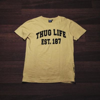 Лот: 7533649. Фото: 1. Мужская футболка THUG LIFE, жёлтый... Футболки, поло