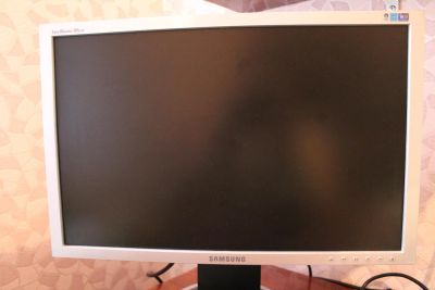Лот: 5704583. Фото: 1. Монитор Samsung 205BW. ЖК-мониторы
