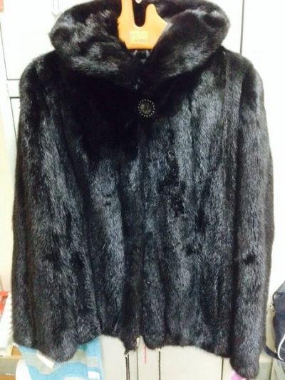 Лот: 3555680. Фото: 1. Продам короткую норковую шубу... Верхняя одежда