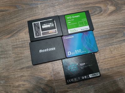 Лот: 25855122. Фото: 1. 5 SSD Дисков. SSD-накопители