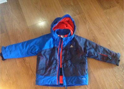 Лот: 15927503. Фото: 1. Куртка Adidas демисезон , р110. Верхняя одежда