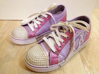Лот: 8791011. Фото: 1. Кроссовки Heelys (для девочки). Кеды, кроссовки