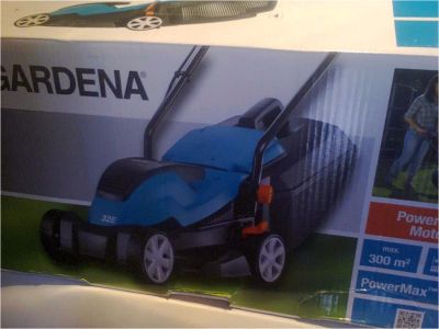 Лот: 9280296. Фото: 1. Электрическая газонокосилка Gardena... Бензо-, мотоинструмент