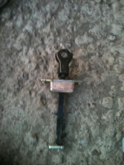 Лот: 4336738. Фото: 1. toyota vitz 1999-2004 поводок... Другое (автозапчасти)