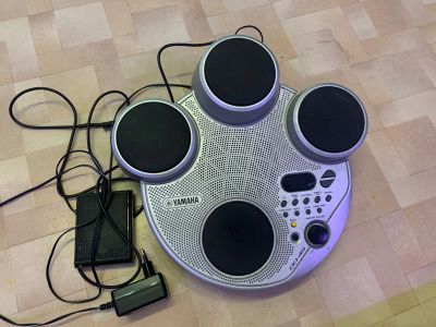 Лот: 18883496. Фото: 1. Электро ударные Yamaha Digital... Клавишные