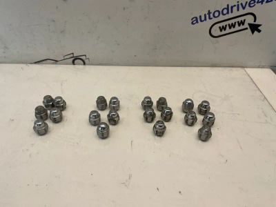 Лот: 21703189. Фото: 1. гайки колесные Kia Sportage KM. Другое (автозапчасти)