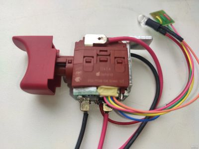 Лот: 17913914. Фото: 1. Кнопка для Metabo PowerMaxx BS... Запчасти