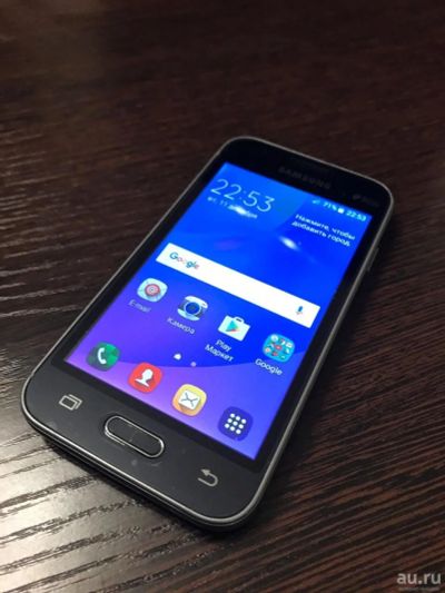 Лот: 12769562. Фото: 1. Смартфон Samsung J105H. Смартфоны
