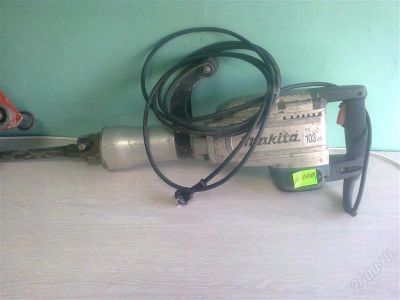 Лот: 1757229. Фото: 1. Отбойник Makita HM1304. Электроинструмент