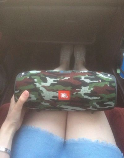 Лот: 12877070. Фото: 1. Колонка JBL. Портативные, беспроводные колонки