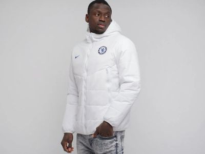 Лот: 18835808. Фото: 1. Куртка Nike (26379) Размер одежды... Верхняя одежда