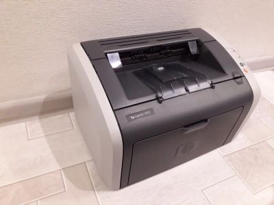 Лот: 17394515. Фото: 1. HP lj-1010. Лазерные принтеры