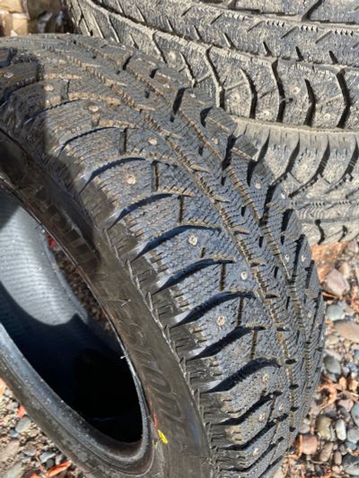 Лот: 19511529. Фото: 1. Зимняя резина Bridgestone Ice... Шины