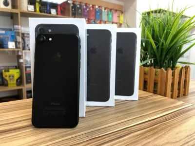 Лот: 17474959. Фото: 1. iPhone 7 128Gb. Гарантия. Оригинал... Смартфоны