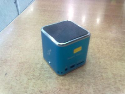 Лот: 3324043. Фото: 1. Портативная колонка MD-07 Синяя. Портативные, беспроводные колонки