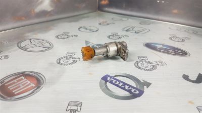 Лот: 23590860. Фото: 1. Привод спидометра Mazda Demio... Двигатель и элементы двигателя