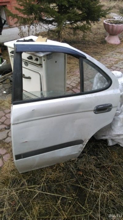Лот: 13390447. Фото: 1. Задняя дверь Ниссан Санни H21014M4CM. Кузов