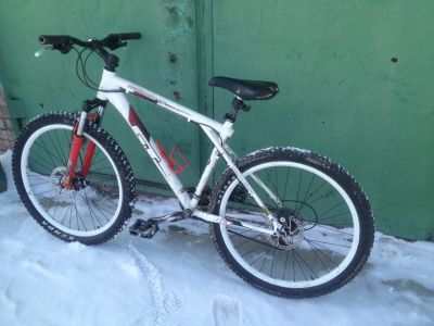 Лот: 11125889. Фото: 1. Велосипед GT Avalanche горный... Велосипеды