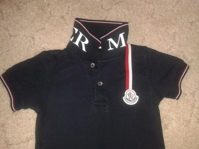 Лот: 4354771. Фото: 1. Поло Moncler на рост 100-108 см. Футболки, поло, топы, лонгсливы