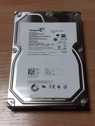 Лот: 18675727. Фото: 1. HDD 1TB Seagate 7200.12 (ST31000524AS... Жёсткие диски