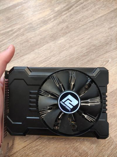 Лот: 17475450. Фото: 1. Видеокарта PowerColor AMD Radeon... Видеокарты