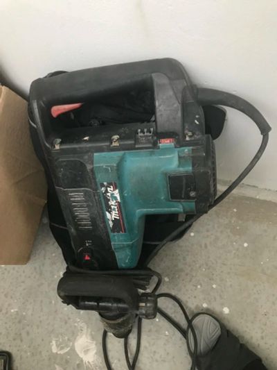Лот: 11399698. Фото: 1. Перфоратор Отбоиник Makita HR5001C. Электроинструмент