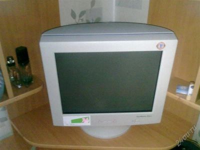 Лот: 1316233. Фото: 1. монитор Samsung. ЭЛТ-мониторы
