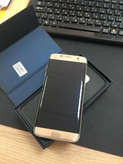 Лот: 9793551. Фото: 1. Samsung Galaxy S7 edge Ослепительная... Смартфоны