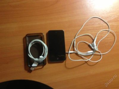 Лот: 2949512. Фото: 1. ipod touch 4 8 gb, срочно! дешево. Плееры