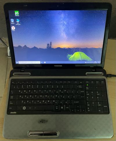 Лот: 21292746. Фото: 1. Ноутбук toshiba satellite l755d-11w. Ноутбуки