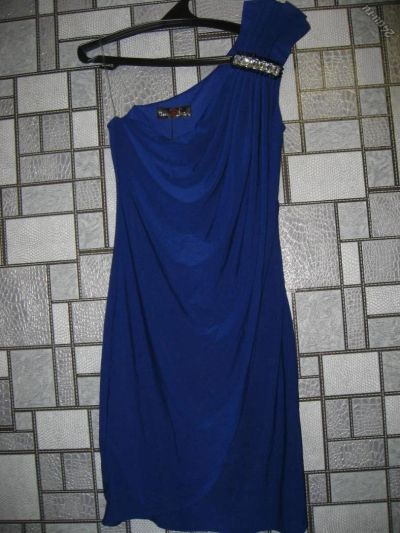 Лот: 4928116. Фото: 1. Синее платье 42-44 размера. Платья