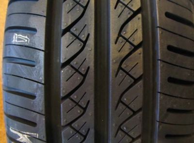 Лот: 3769707. Фото: 1. Yokohama A.Drive AA01 175 65 r14... Шины