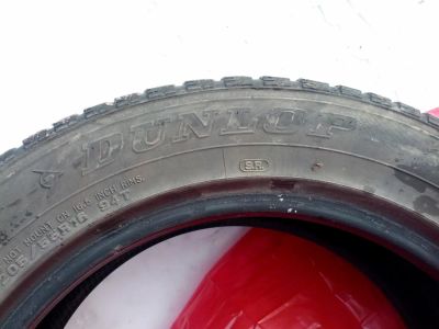 Лот: 4856079. Фото: 1. Зимняя резина Dunlop 205/55/R16. Шины