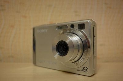Лот: 8189077. Фото: 1. Цифровой фотоаппарат Sony DSC-W80... Цифровые компактные