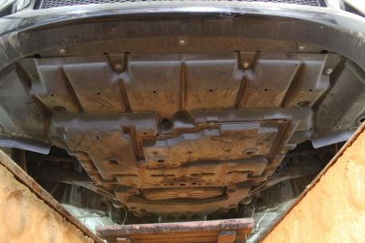 Лот: 10169251. Фото: 1. Защита двигателя Lexus GS300 GS350... Кузов