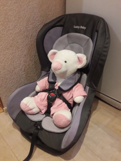 Лот: 14912238. Фото: 1. Автокресло LUCKY BABY 0-18 кг. Детские автокресла
