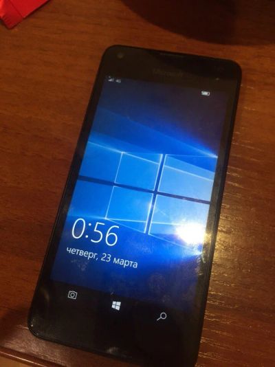 Лот: 9289406. Фото: 1. microsoft lumia 550. Смартфоны