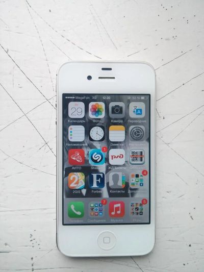 Лот: 4442488. Фото: 1. Iphone 4s white 32gb! обмен. Смартфоны
