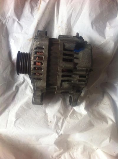Лот: 8214323. Фото: 1. Гениратор Nissan March k11. Электрооборудование