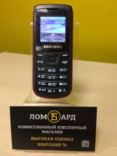 Лот: 10013616. Фото: 1. Продам телефон Samsung E1100T... Кнопочные мобильные телефоны