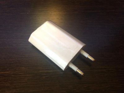 Лот: 7571641. Фото: 1. Сетевой адаптер для Apple. Зарядные устройства, блоки питания, адаптеры сетевые для смартфонов