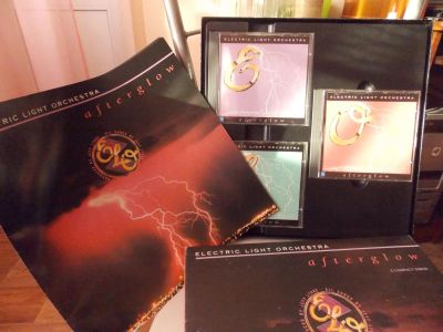 Лот: 9056738. Фото: 1. Сет-бокс 3 CD "E.L.O". Другое (музыкальные инструменты и оборудование)