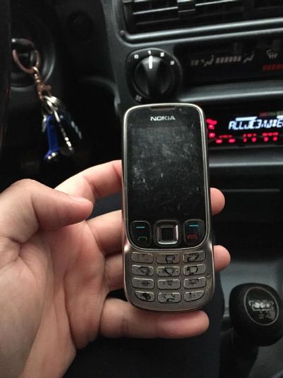 Лот: 9527078. Фото: 1. Nokia 6303. Кнопочные мобильные телефоны