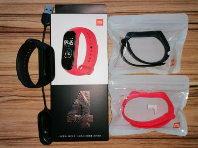 Лот: 18453038. Фото: 1. Фитнес-браслет Xiaomi Mi Smart... Смарт-часы, фитнес-браслеты, аксессуары