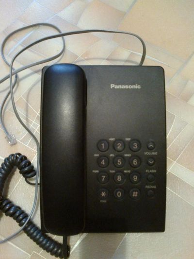 Лот: 3789709. Фото: 1. Шнуровой телефон Panasonic KX-TS2350RU. Проводные телефоны