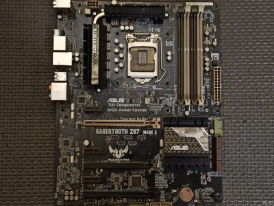 Лот: 16664626. Фото: 1. Материнская плата Asus Sabertooth... Материнские платы
