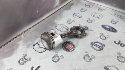 Лот: 23587439. Фото: 1. Шатун Nissan Largo KA24DE A201053F00... Двигатель и элементы двигателя