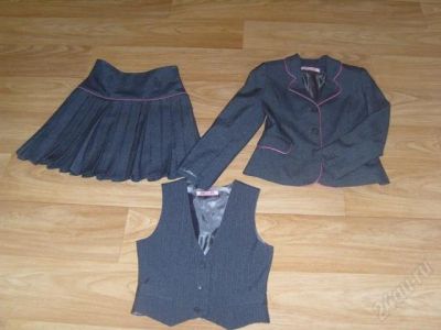 Лот: 773999. Фото: 1. Костюм (юбка, жилетка, пиджак). Другое (дети растут)